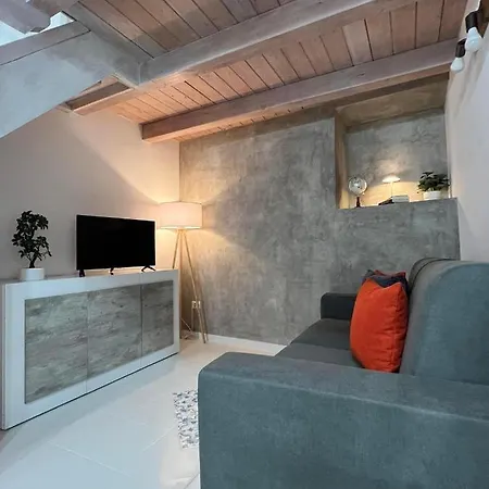 La Sterlizia Green&orange Apartment *