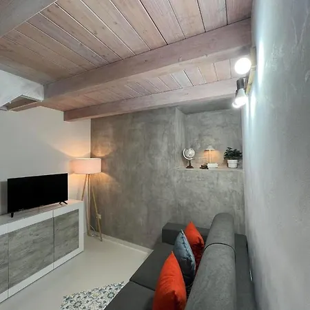 Apartment La Sterlizia Green&orange *